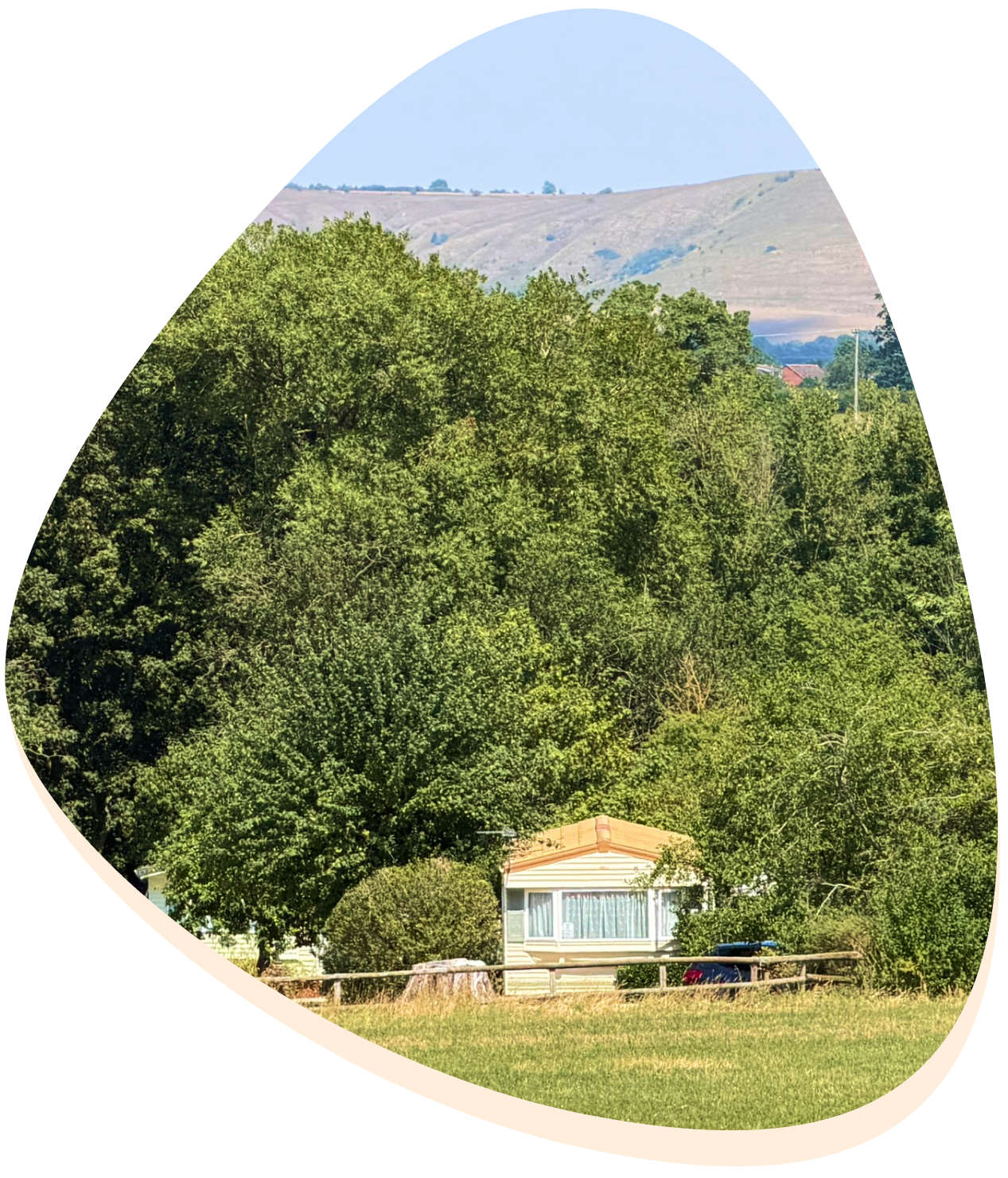 Welcome image hills Welcome to Foxhangers Canalside Holidays Wiltshire